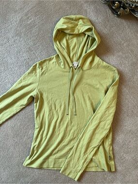 Banana Republic Light Green Long Sleeve with Hood